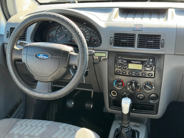 Ford Connect 1.8TDCI/90kc. - автомобили, коли, обяви за нови и употребявани 15