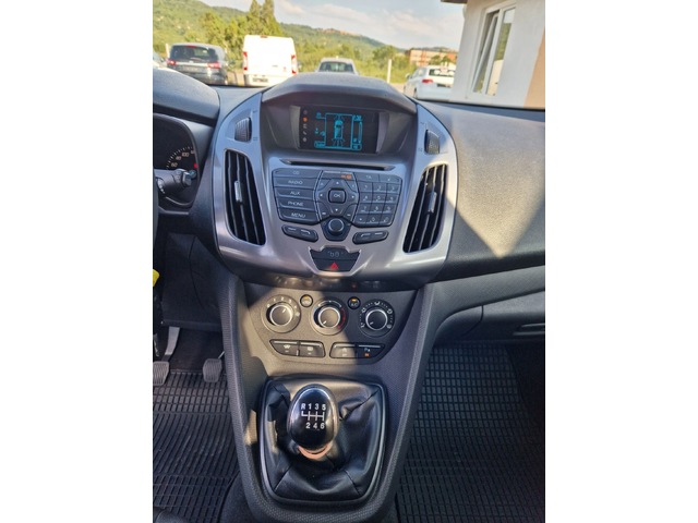 Ford Connect 1.0i - автомобили, коли, обяви за нови и употребявани 8