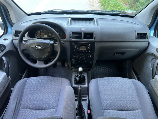 Ford Connect 1.8tdci - автомобили, коли, обяви за нови и употребявани 11