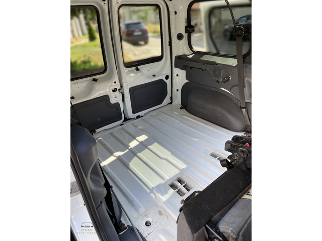 Ford Connect Tourneo 1.8 TDCi* 4+ 1* Категория N1* Товаро-пътнически* - автомобили, коли, обяви за нови и употребявани 16