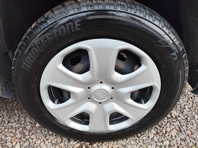 Ford Courier FORD Transit Courier 1.0 Trend, 100 к.с - автомобили, коли, обяви за нови и употребявани 14