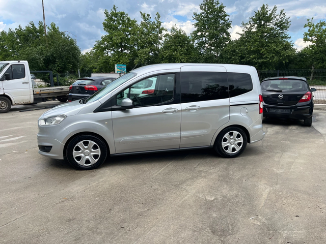 Ford Courier Италия 1.5 - автомобили, коли, обяви за нови и употребявани 3