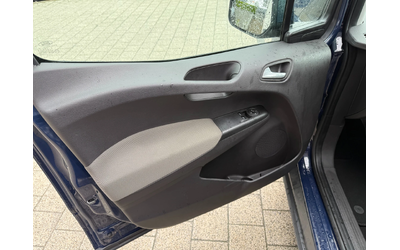 Ford Courier Tourneo 1.5TDCI Клима - автомобили, коли, обяви за нови и употребявани 11