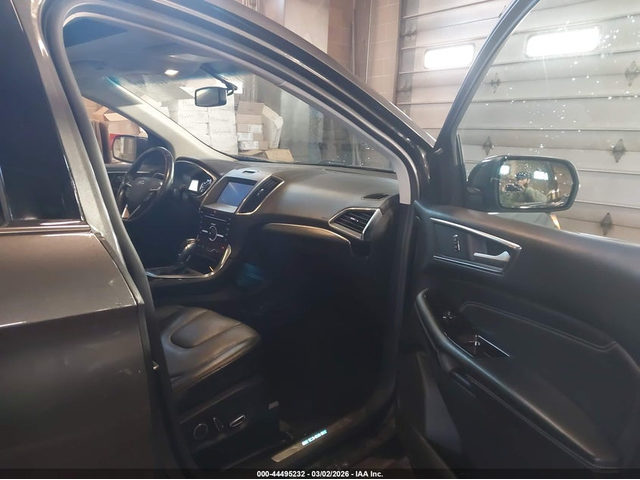 Ford Edge 2.0L I-4 DI, DOHC, VVT, TURBO, 245HP All Wheel Drive - автомобили, коли, обяви за нови и употребявани 4