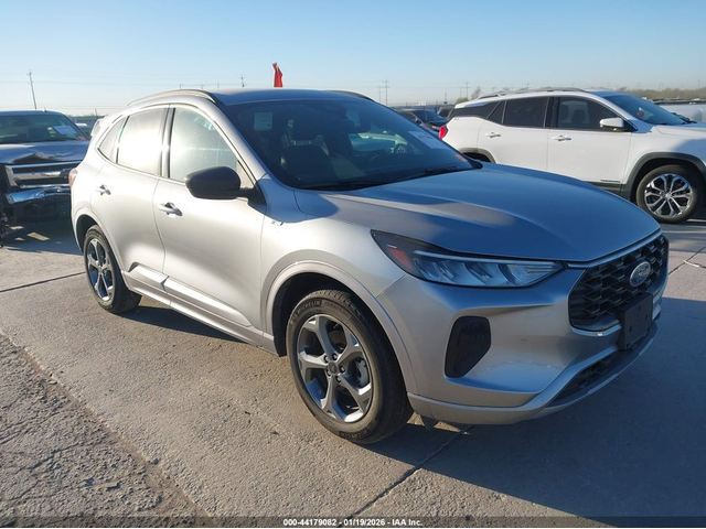 FORD Escape 1.5L I-3 DI, DOHC, VVT, TURBO, 180HP Front Wheel Drive - автомобили, коли, обяви за нови и употребявани 0