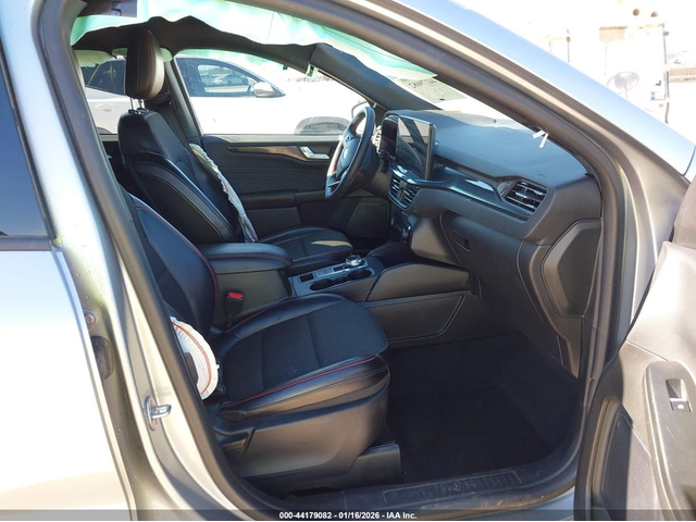 FORD Escape 1.5L I-3 DI, DOHC, VVT, TURBO, 180HP Front Wheel Drive - автомобили, коли, обяви за нови и употребявани 4