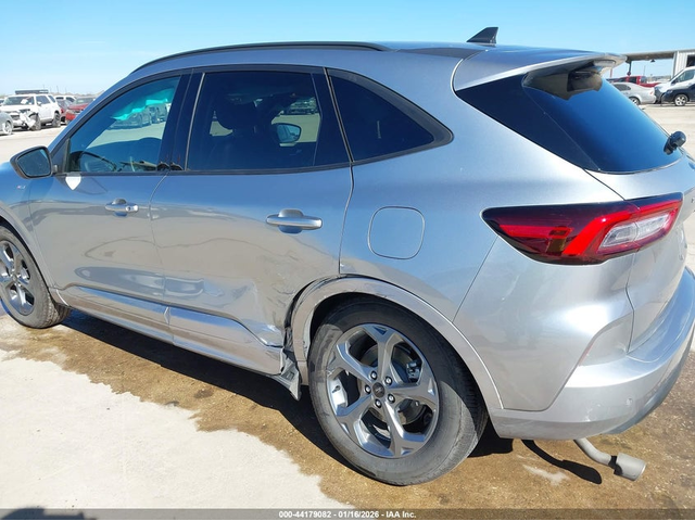 FORD Escape 1.5L I-3 DI, DOHC, VVT, TURBO, 180HP Front Wheel Drive - автомобили, коли, обяви за нови и употребявани 5