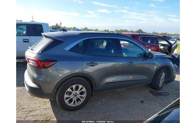 Ford Escape 1.5L I-3 DI, DOHC, VVT, TURBO, 180HP Front Wheel Drive - автомобили, коли, обяви за нови и употребявани 13