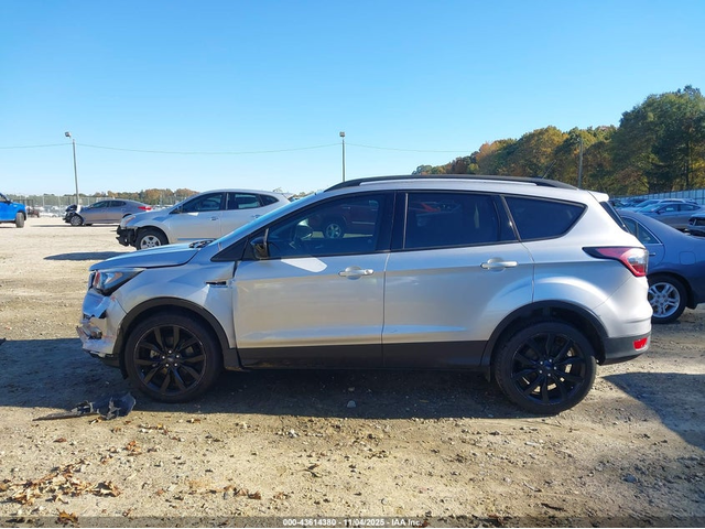 Ford Escape 1.5L I-4 DI, DOHC, VVT, TURBO, 179HP Front Wheel Drive - автомобили, коли, обяви за нови и употребявани 13