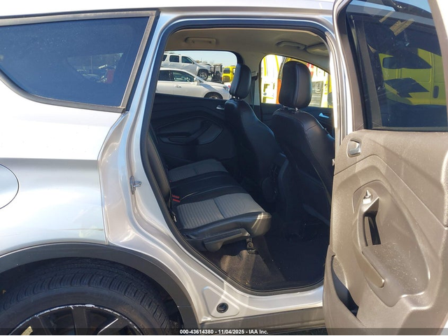 Ford Escape 1.5L I-4 DI, DOHC, VVT, TURBO, 179HP Front Wheel Drive - автомобили, коли, обяви за нови и употребявани 7