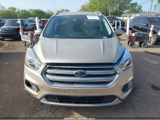 Ford Escape 1.5L I-4 DI, DOHC, VVT, TURBO, 179HP Front Wheel Drive - автомобили, коли, обяви за нови и употребявани 11