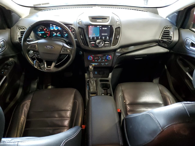 Ford Escape TITANIUM / 4X4 - автомобили, коли, обяви за нови и употребявани 7