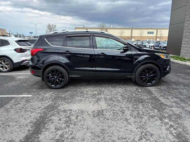 Ford Escape * Titanium * 2 КЛЮЧА* PANO* KEYLESS* ПОДГРЕВ* - автомобили, коли, обяви за нови и употребявани 2