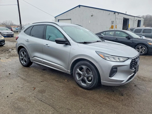 Ford Escape ST LINE FWD - автомобили, коли, обяви за нови и употребявани 3