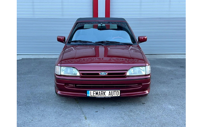 ford-escort-1-6i - 0