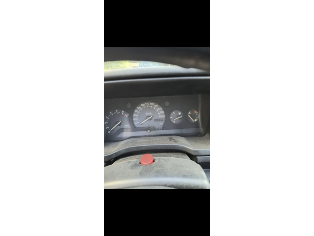 Ford Escort Има монитор с тъч скрин и камера за задно връщане - автомобили, коли, обяви за нови и употребявани 5