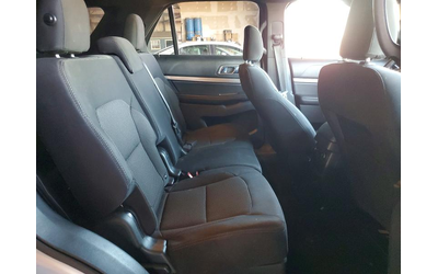 Ford Explorer 3.5L 6 Front-wheel Drive - автомобили, коли, обяви за нови и употребявани 10