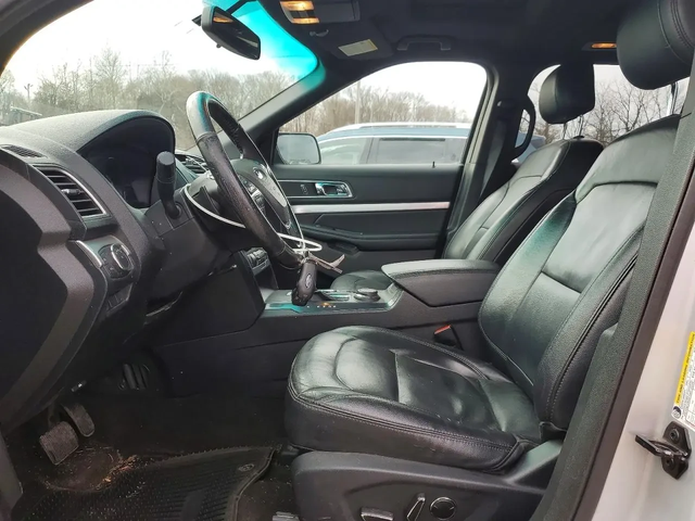 Ford Explorer XLT - автомобили, коли, обяви за нови и употребявани 6