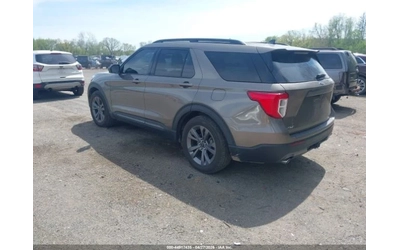 ford-explorer - 2