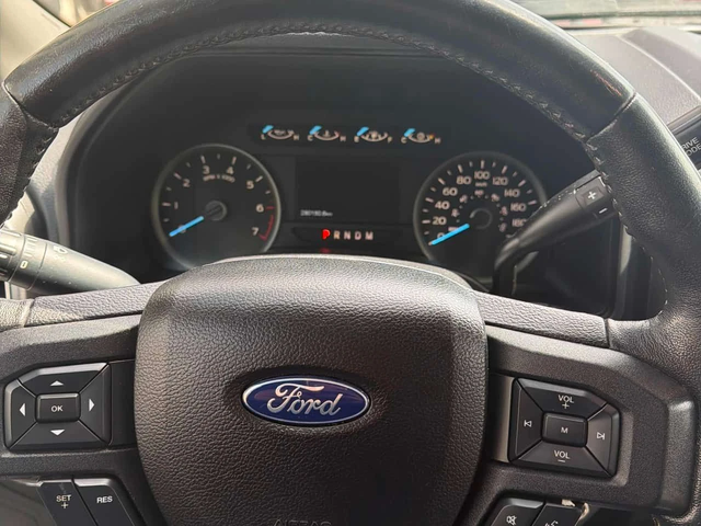 Ford F150 * 4WD SuperCrew Box * CARFAX * ЛИЦЕНЗИРАН ДИЛЪР - автомобили, коли, обяви за нови и употребявани 4