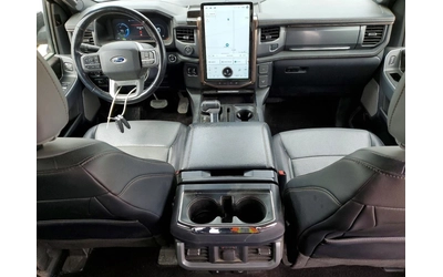 Ford F150 LIGHTNING PRO 4x4 - автомобили, коли, обяви за нови и употребявани 7