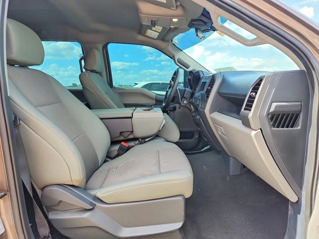 Ford F350 DRW XL 4WD* ОПЦИЯ ЗА ЛИЗИНГ - автомобили, коли, обяви за нови и употребявани 4