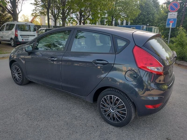 Ford Fiesta 1,2i 82ps EURO 5B - автомобили, коли, обяви за нови и употребявани 4