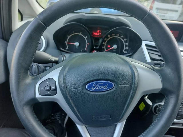 Ford Fiesta 1,2i 82ps EURO 5B - автомобили, коли, обяви за нови и употребявани 6