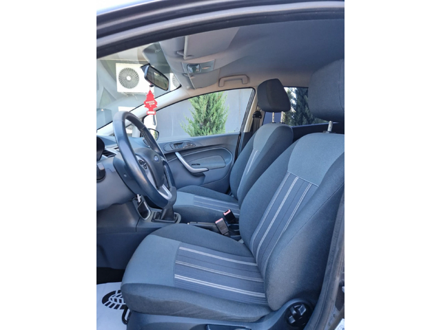Ford Fiesta 1.6 / 90 к.с. - автомобили, коли, обяви за нови и употребявани 12
