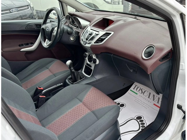 Ford Fiesta 1.2i* 82к.c* Лизинг - автомобили, коли, обяви за нови и употребявани 7