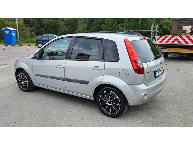 Ford Fiesta 1.4 Hdi KLIMA/Euro-4 - автомобили, коли, обяви за нови и употребявани 2