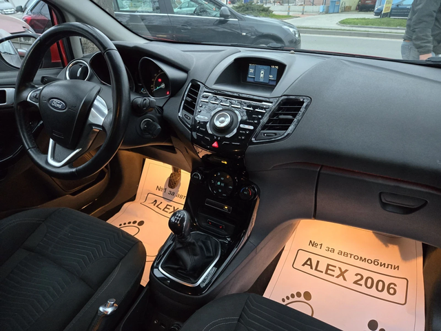 Ford Fiesta - автомобили, коли, обяви за нови и употребявани 6