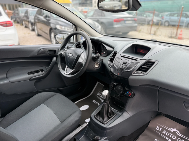 Ford Fiesta 1.25i * * ТОВАРНА* * 130000КМ* * - автомобили, коли, обяви за нови и употребявани 10