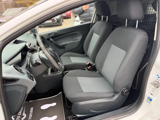 Ford Fiesta 1.25i * * ТОВАРНА* * 130000КМ* * - автомобили, коли, обяви за нови и употребявани 6