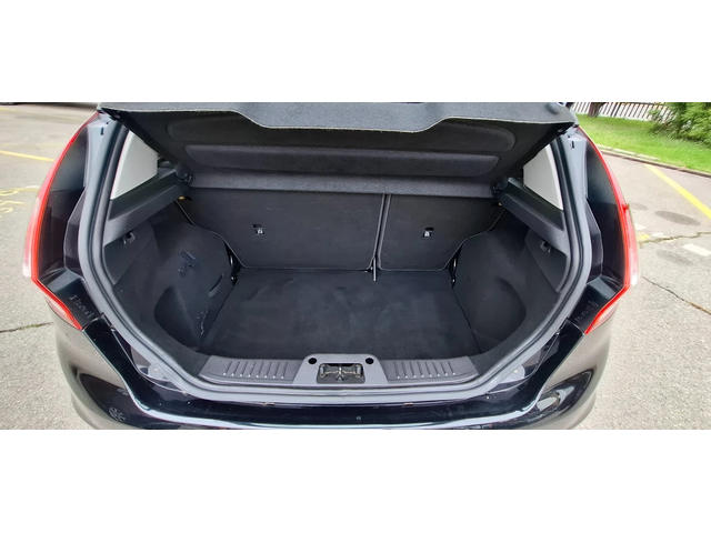 Ford Fiesta 1.25 Facelift Сервизна история - автомобили, коли, обяви за нови и употребявани 12