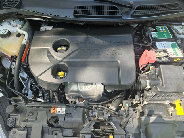 Ford Fiesta Товарен - автомобили, коли, обяви за нови и употребявани 13