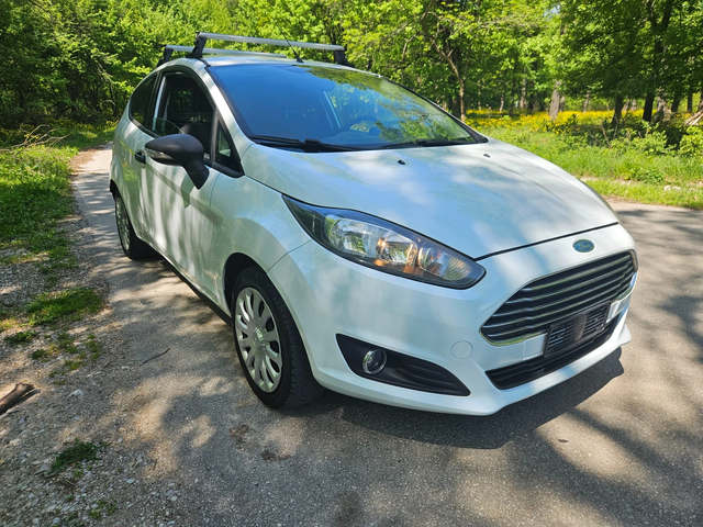 Ford Fiesta Товарен - автомобили, коли, обяви за нови и употребявани 6