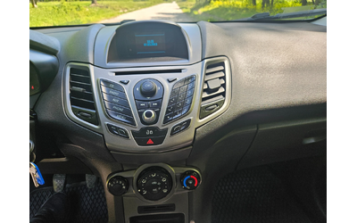 Ford Fiesta Товарен - автомобили, коли, обяви за нови и употребявани 9