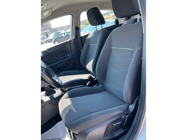 Ford Fiesta E5B - автомобили, коли, обяви за нови и употребявани 11