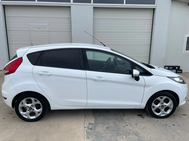 Ford Fiesta 1.4tdci * UNIKAT* NOVA* - автомобили, коли, обяви за нови и употребявани 13