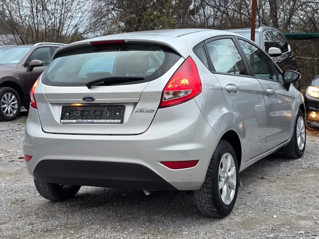 Ford Fiesta 1.25i 60K.C. / КЛИМАТИК / КАТО НОВА / - автомобили, коли, обяви за нови и употребявани 3