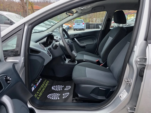 Ford Fiesta 1.25i 60K.C. / КЛИМАТИК / КАТО НОВА / - автомобили, коли, обяви за нови и употребявани 5
