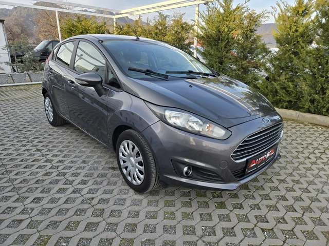Ford Fiesta 1.4i-95кс= ФАБРИЧНА ГАЗ= EURO 6B - автомобили, коли, обяви за нови и употребявани 1