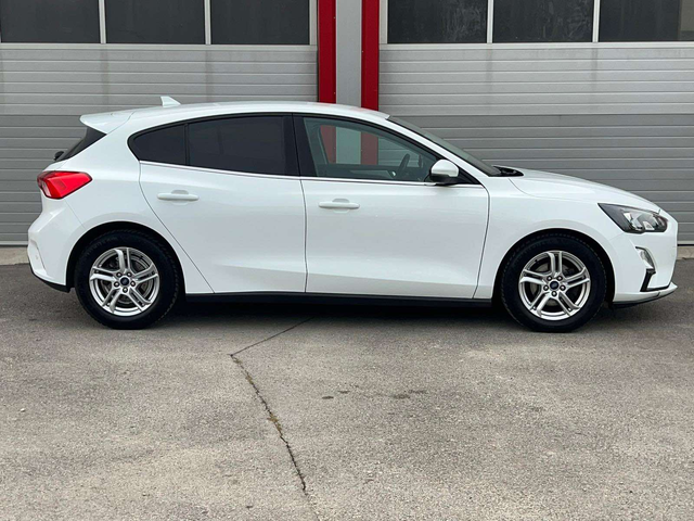 Ford Focus 1.0I - автомобили, коли, обяви за нови и употребявани 4