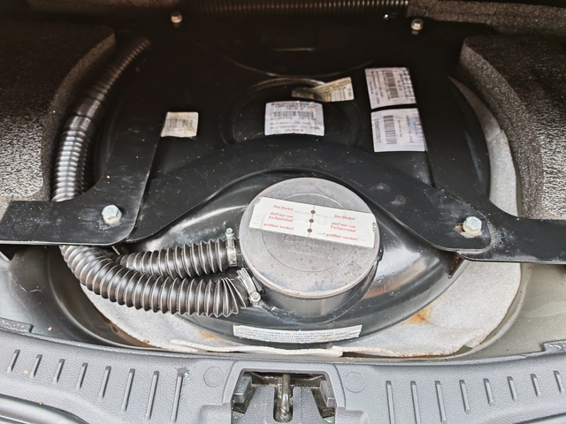 Ford Focus = 1.6= -ГАЗОВА УРЕДБА - автомобили, коли, обяви за нови и употребявани 16