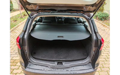 Ford Focus = 1.6= -ГАЗОВА УРЕДБА - автомобили, коли, обяви за нови и употребявани 17