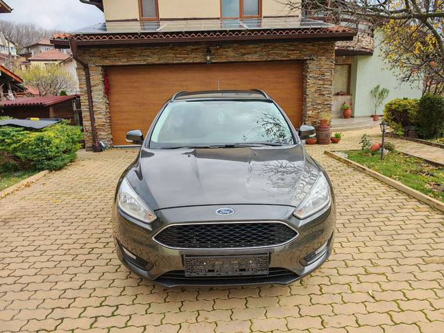 Ford Focus = 1.6= -ГАЗОВА УРЕДБА - автомобили, коли, обяви за нови и употребявани 1