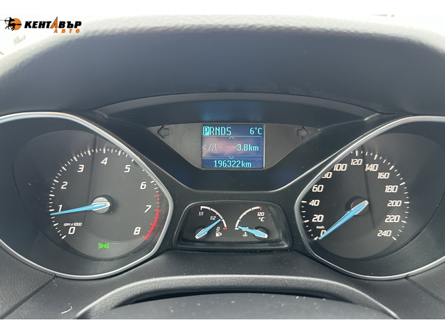 Ford Focus 1.6i 123к.с - автомобили, коли, обяви за нови и употребявани 12