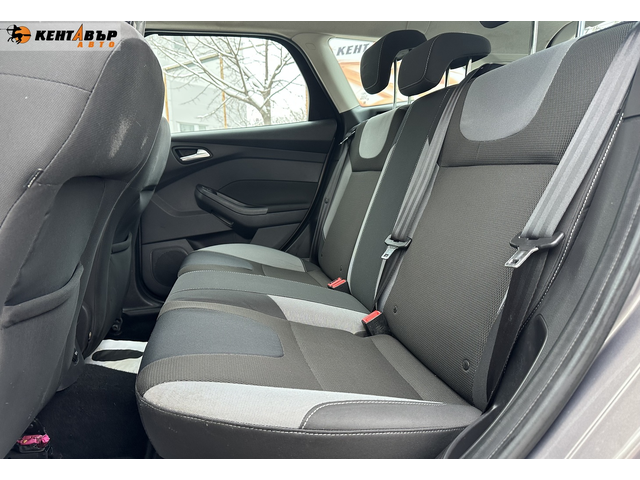 Ford Focus 1.6i 123к.с - автомобили, коли, обяви за нови и употребявани 8