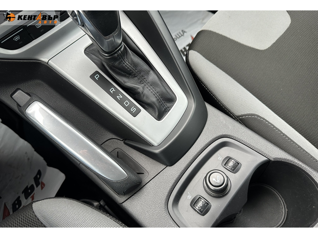 Ford Focus 1.6i 123к.с Автомат - автомобили, коли, обяви за нови и употребявани 10